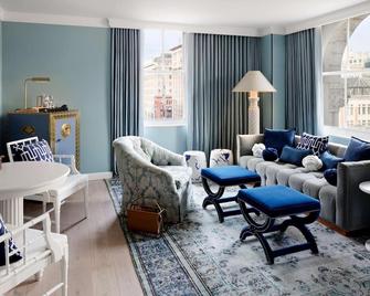 Riggs Washington DC - Washington, D.C. - Living room