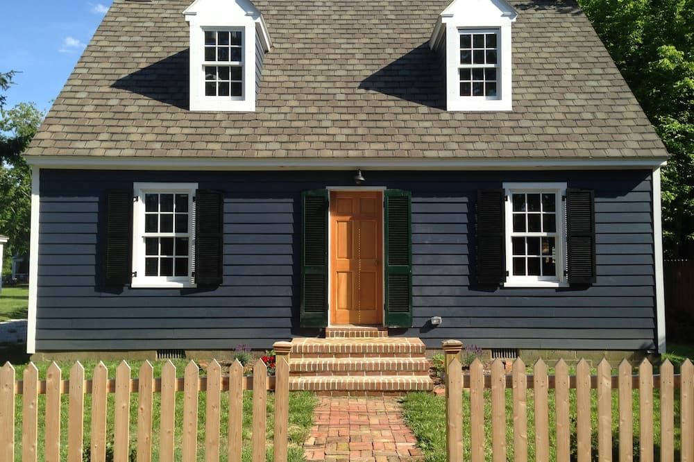 Carpenter St. Cottage In The Heart Of St Michaels Village - Large Screened Porch - Saint Michaels - Edificio