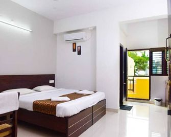 Varsha Enclave- Trinity House - Mysore - Bedroom