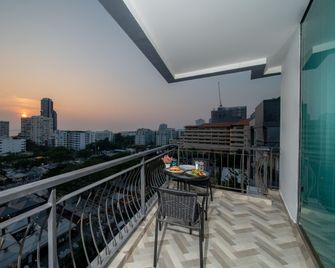 Royal Prince Resort Pattaya - Pattaya - Balcony