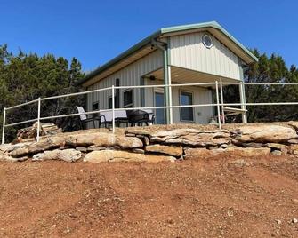 Inspiration Cabin at Lake Godstone - Graford - Edificio