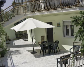 B&b Casa DI Mimma - Montesilvano - Patio