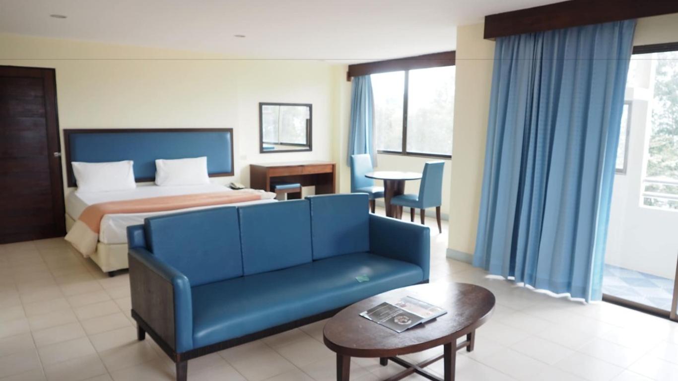 Nice Beach Hotel