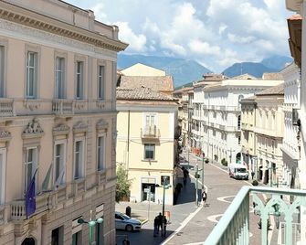 Bayab Charming Rooms - Corso Garibaldi - Benevento - Buiten zicht
