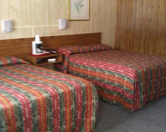 Prairie Motel - Merrill - Bedroom
