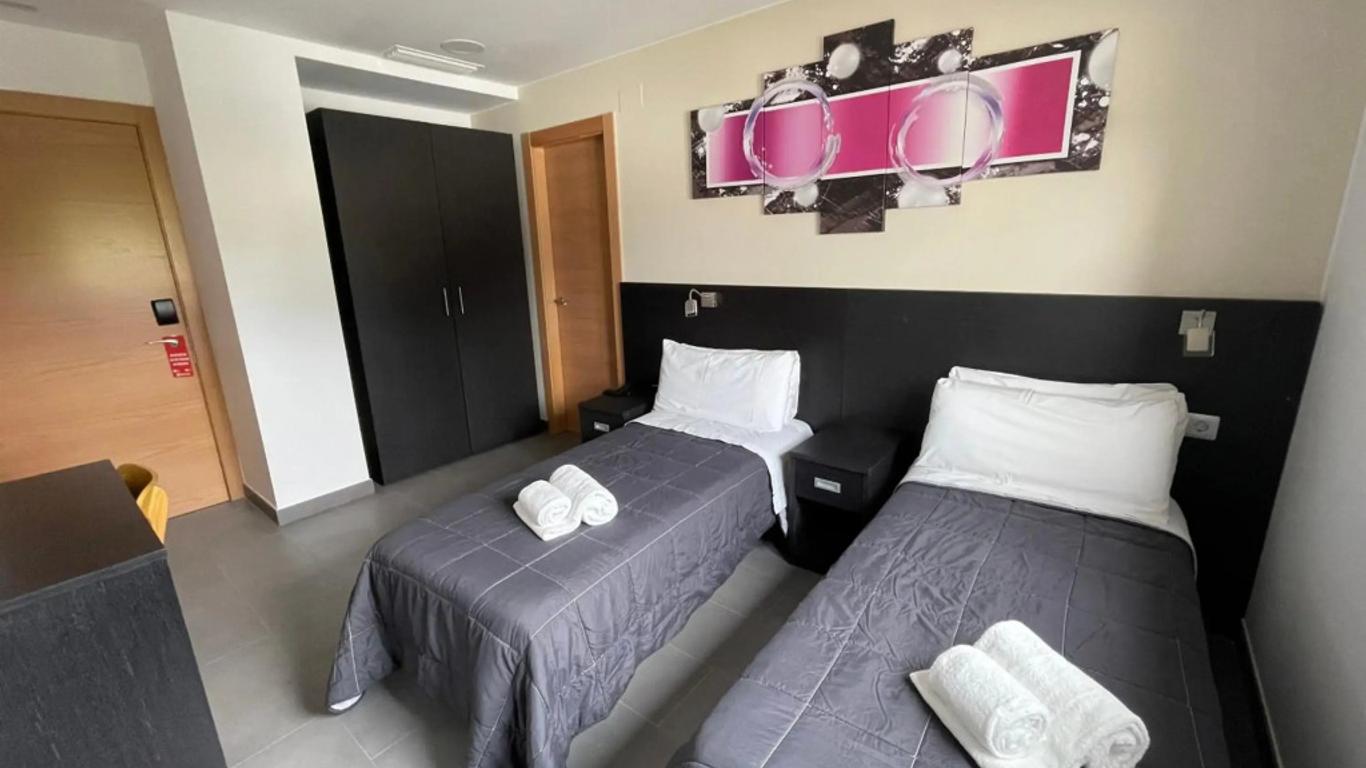 6 Bis Hotel