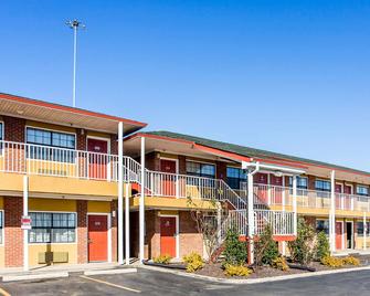 Rodeway Inn & Suites Smyrna - Smyrna - Building