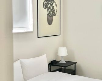 10 mins to Kumamoto Airport Premium 4BR Retreat by Restavio - Ōzu