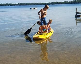 The Family Vacation You're Looking for on Birch Lake - Kewadin