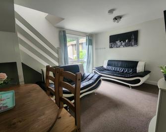 Hayle holiday cottage - Hayle - Living room