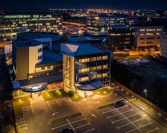 Hotel Diplomat - Zagreb - Building