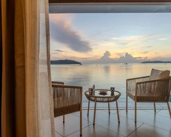 Salt Life - A Ocean Front Property - Port Blair - Balcony