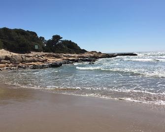 Holiday Apartment With Pool - Tarragona - Beach