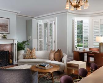 جيكل أيلاند كلوب ريزورت - جيكيل أيلاند - غرفة معيشة