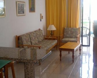 Las Algas - San Bartolomé de Tirajana - Huiskamer