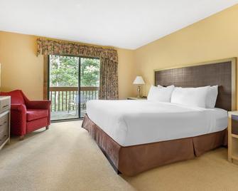 Nice 2 Bedroom Near Sapphire Valley Ski Area w/ Resort Indoor Pool, WiFi & More - Sapphire - Habitación