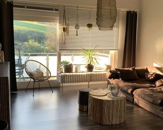 Beautiful vacation apartment in Essen- Burgaltendorf - Essen - Living room