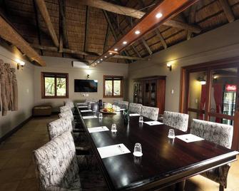 Mmakuba Private Game Lodge, Superior Suite 4 - Golders Green