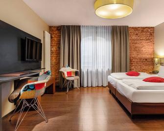 Hotel Volksschule - Hăm-buốc