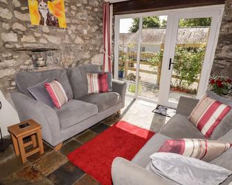 The Coach House - Haverfordwest - Living room