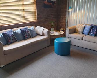 Miranda Apartment Mudgee - Mudgee - Living room