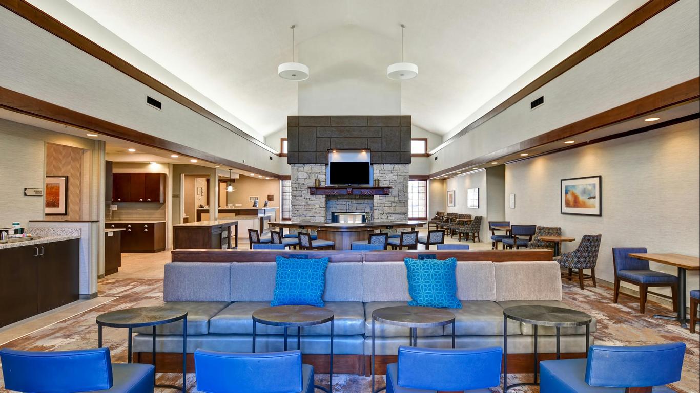 Homewood Suites by Hilton Kansas City - Overland Park