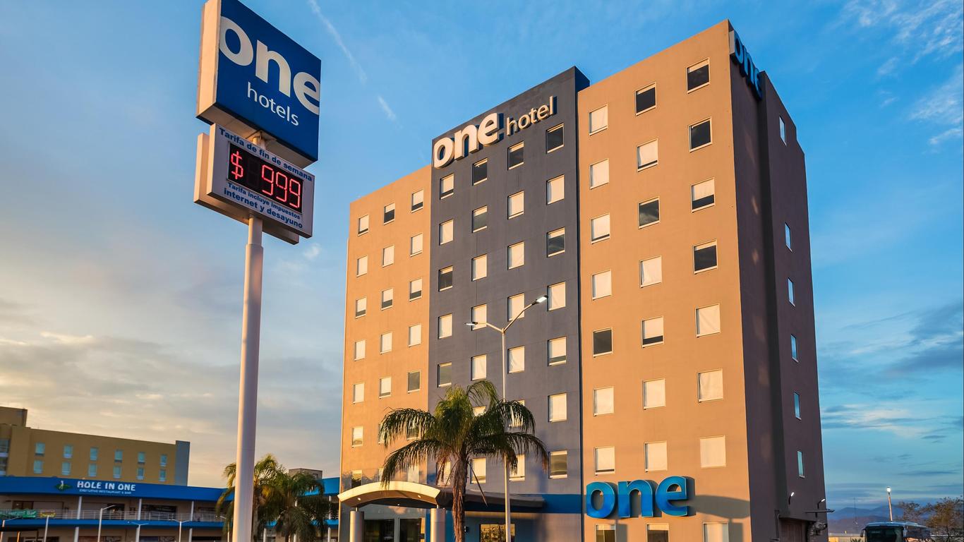 One Monterrey Aeropuerto