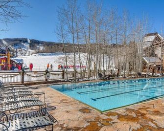Luxury Ski in and out Suite @Ritz-Carlton with Washer and Dryer - Beaver Creek - Pool