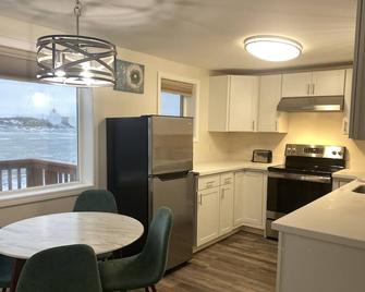 3br Snake River Cozy Cottage - Nome - Kitchen