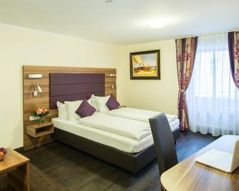 Batu Apart Hotel - Munich - Bedroom