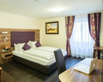 Batu Apart Hotel - Munich - Bedroom