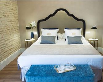 Halo Boutique Hotel - Seville - Bedroom