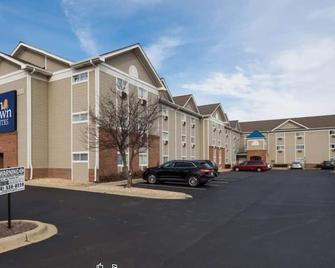 Intown Suites Extended Stay Chicago Il - Downers Grove - Downers Grove - Gebäude
