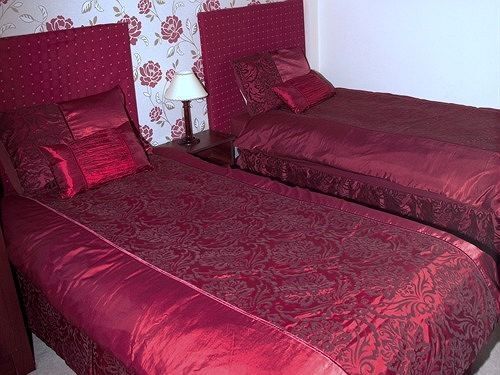 ذا وايت هورس