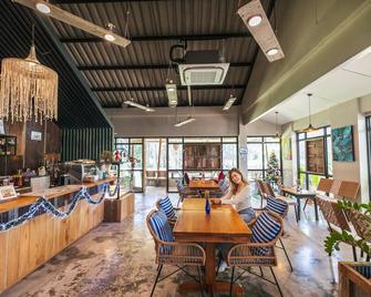Dugong Village-Green Hotel - Sikao - Restaurant