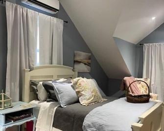 Over the Top B&B - Lindsay