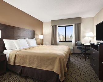 دايز إن باي ويندام جراند فوركس كولومبيا مول - غراند فوركس - غرفة نوم