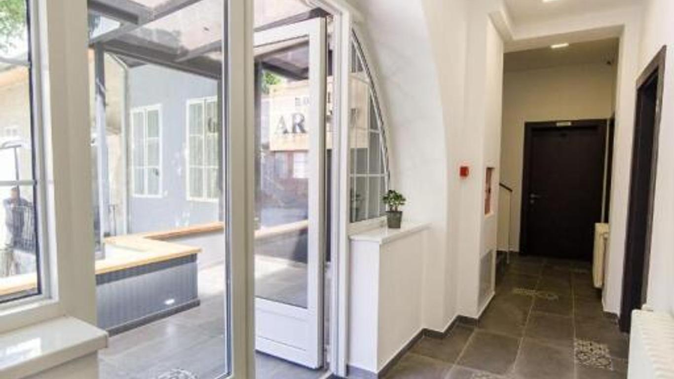 Arhiv Boutique House