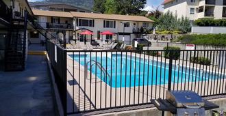 Lakeview Motel & Suites - Osoyoos - Zwembad