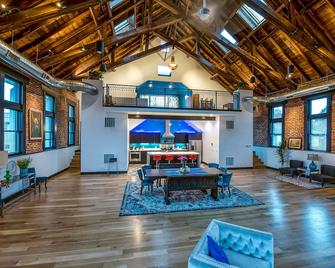 Ideal for Large Groups: 6bd/7ba, Sleeps 18 - Denver - Sala de estar