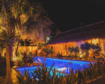 Bidmont Villa & Spa - Luxury Wellness Retreat - Puerto Escondido - Piscina