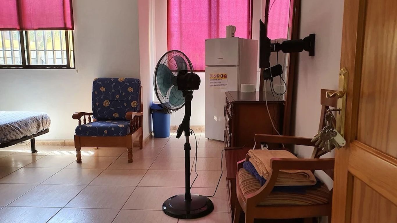 Doramas Private Rooms Shared Toilet