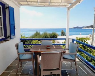 Lodge Narlis - Platis Gialos - Balkon