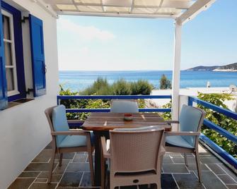Lodge Narlis - Platis Gialos