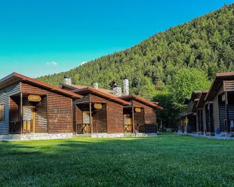 Abant Bahceli Kosk Otel - Mudurnu
