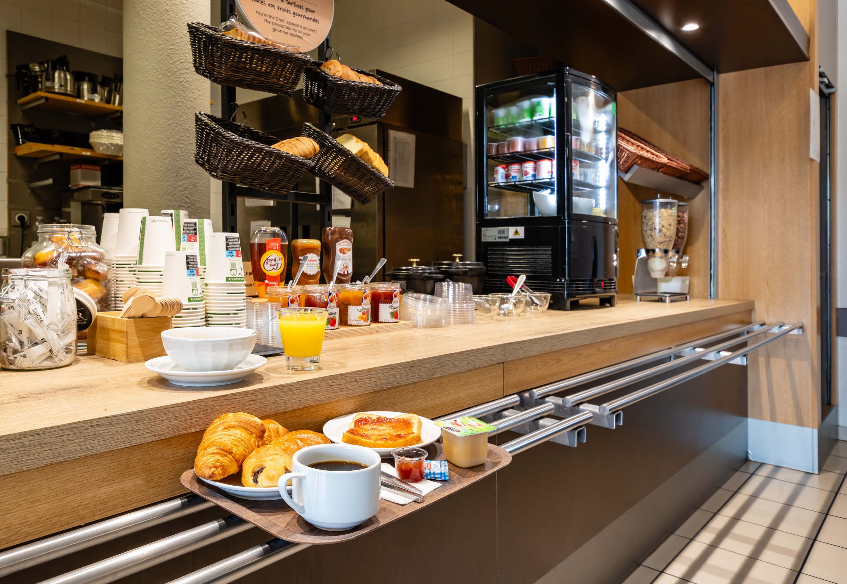 B&B HOTEL Grenoble Centre Alpexpo thumbnail 2