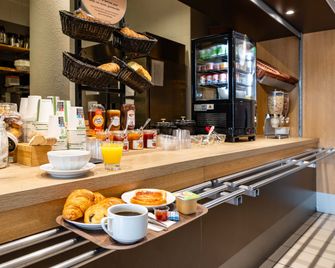 B&B HOTEL Grenoble Centre Alpexpo - Grenoble - Buffet
