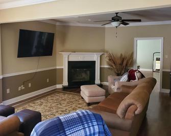 Gulf Coast Lodgings. - Diamondhead - Sala de estar