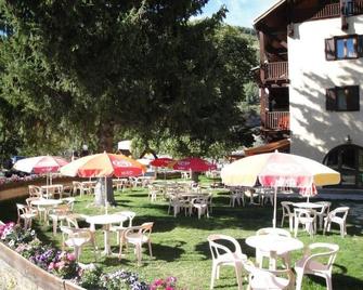 Le Guilazur - Molines-en-Queyras - Patio