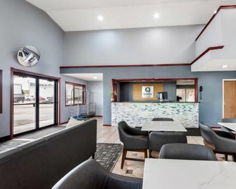 Quality Inn Delta Gateway to Rocky Mountains - Delta - Lobby